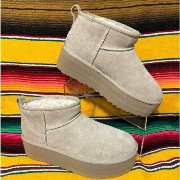 UGG Classic Ultra Mini Platform ankle boots Cream / Beige color Size 10 - Picture 1 of 12